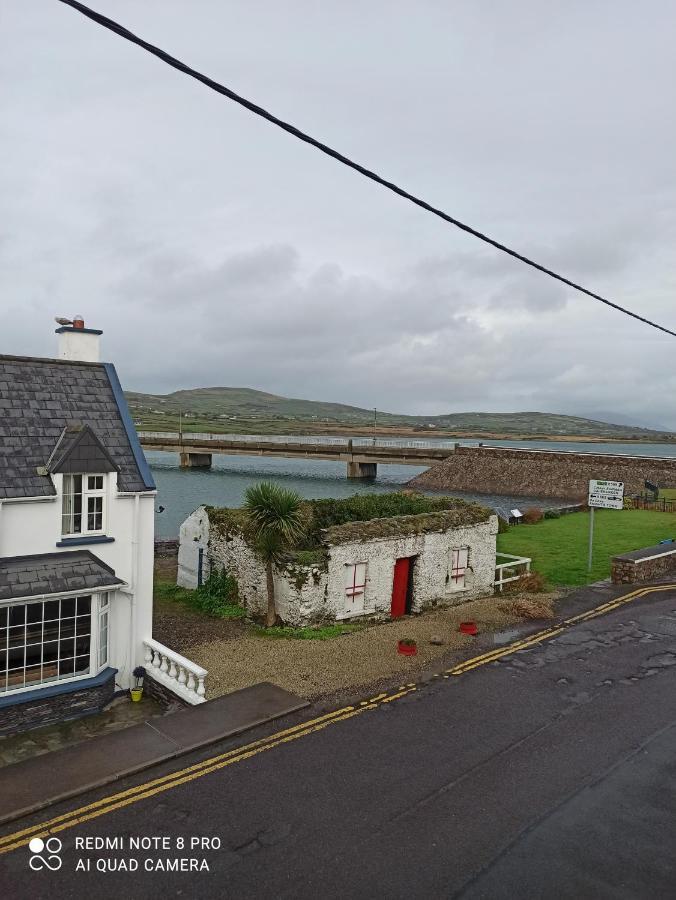 The Ferry Boat Hotel Portmagee Eksteriør billede